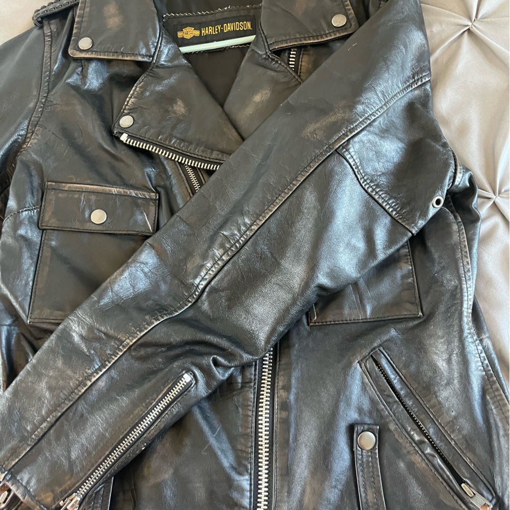 Genuine Harley Jacket - Picture 4 of 10